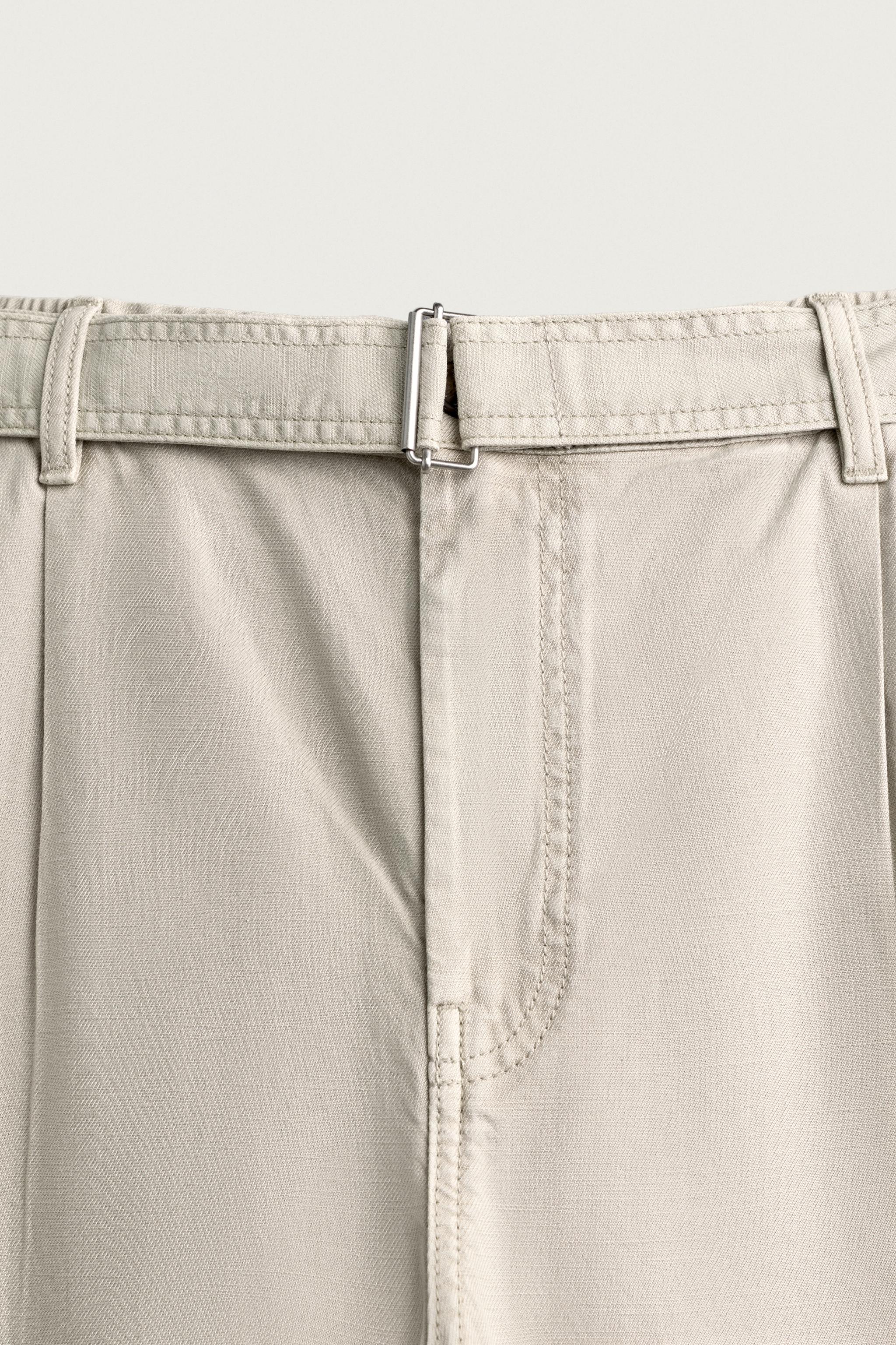 PANTALON COUPE DÉCONTRACTÉE À PLIS AVEC CEINTURE